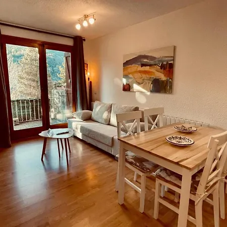 C20 - En Edif. Pirineos - Villmor