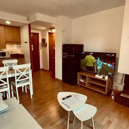 C20 - En Edif. Pirineos - Villmor Apartment Aramón Cerler