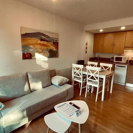 C20 - En Edif. Pirineos - Villmor * Cerler