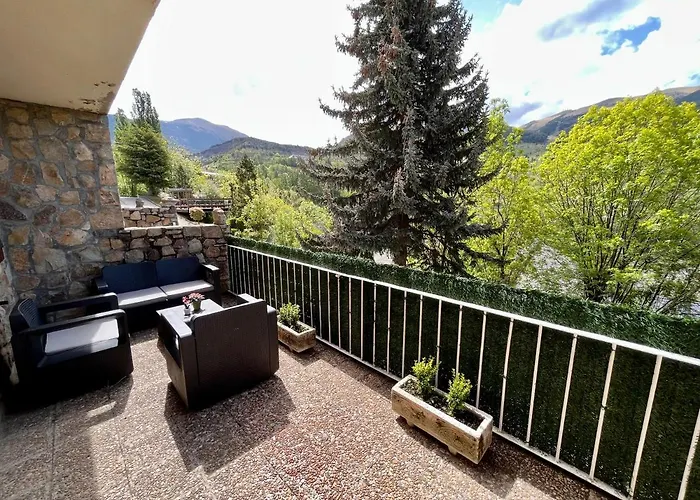 C20 - En Edif. Pirineos - Villmor *